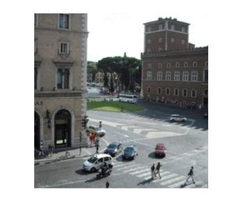 Gli Archi Di Piazza Venezia Hotel Róma Kültér fotó